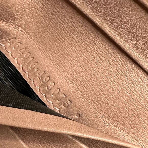 💯 Authentic Gucci Compact Wallet 🍀 - Picture 8 of 15